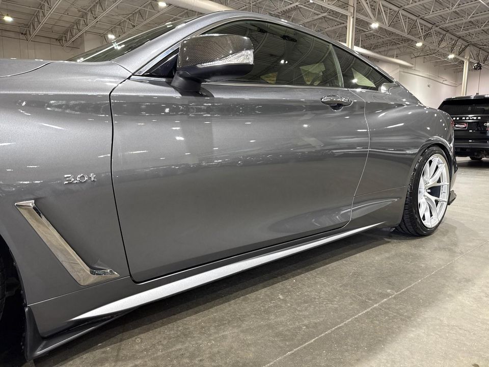 2017 INFINITI Q60