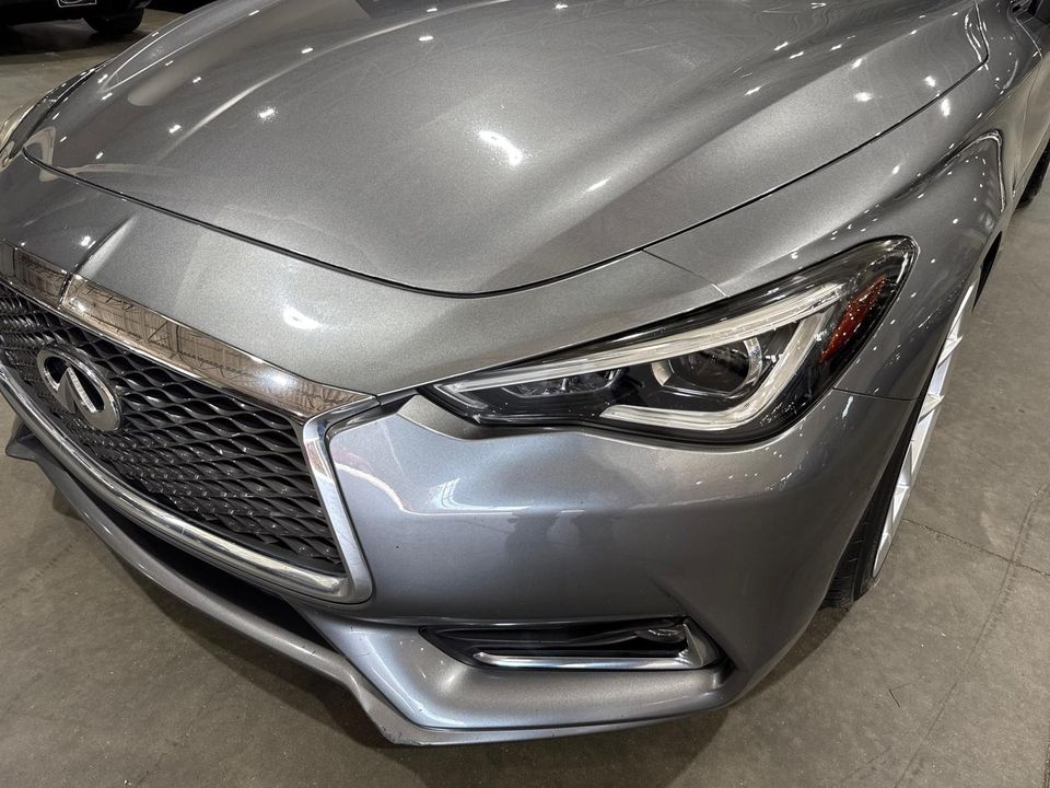 2017 INFINITI Q60