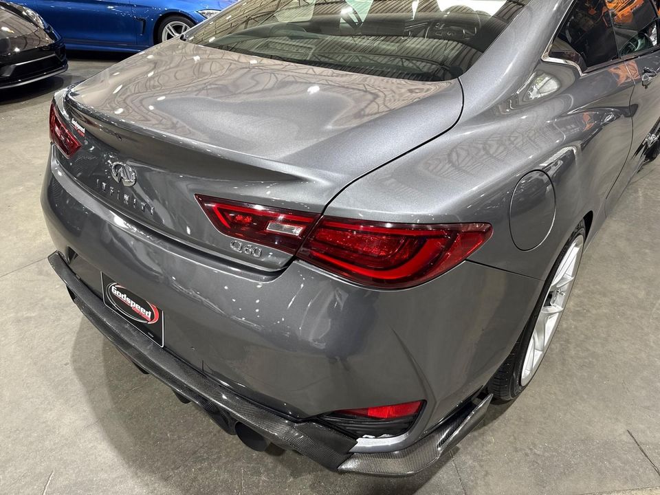 2017 INFINITI Q60