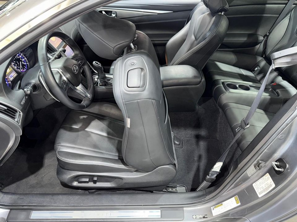 2017 INFINITI Q60