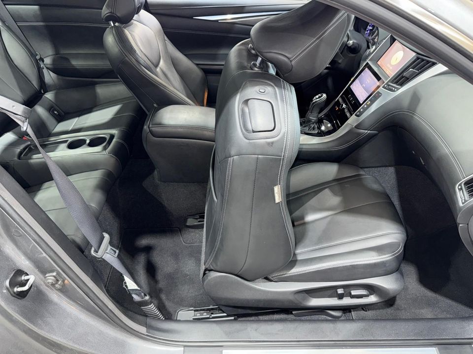 2017 INFINITI Q60