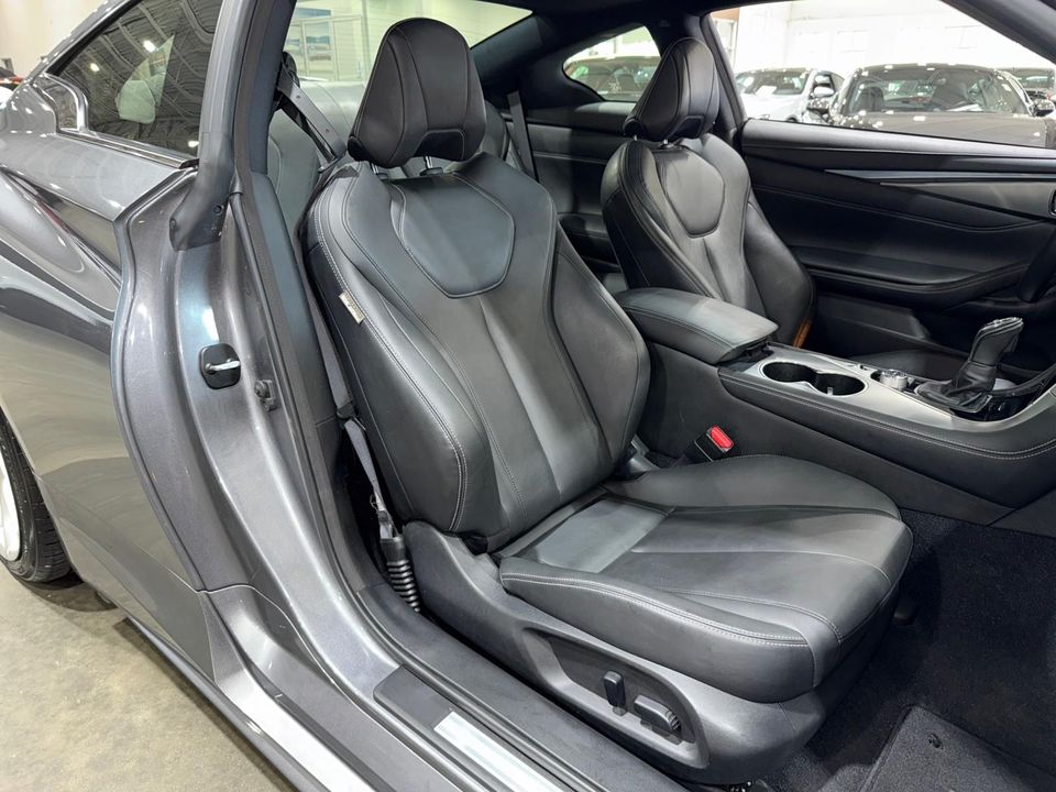 2017 INFINITI Q60