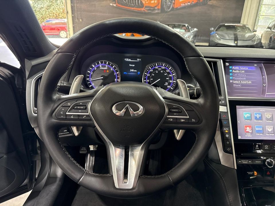 2017 INFINITI Q60