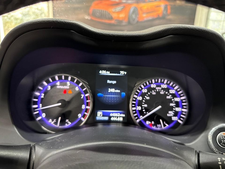 2017 INFINITI Q60