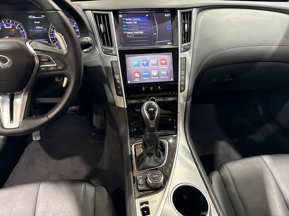 2017 INFINITI Q60