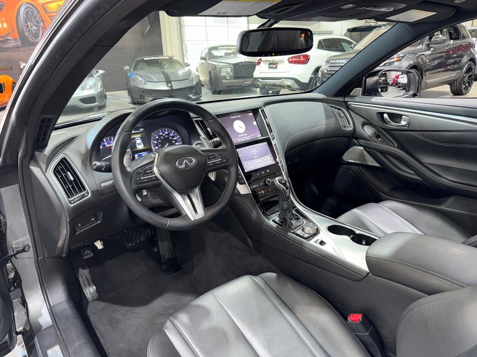 2017 INFINITI Q60