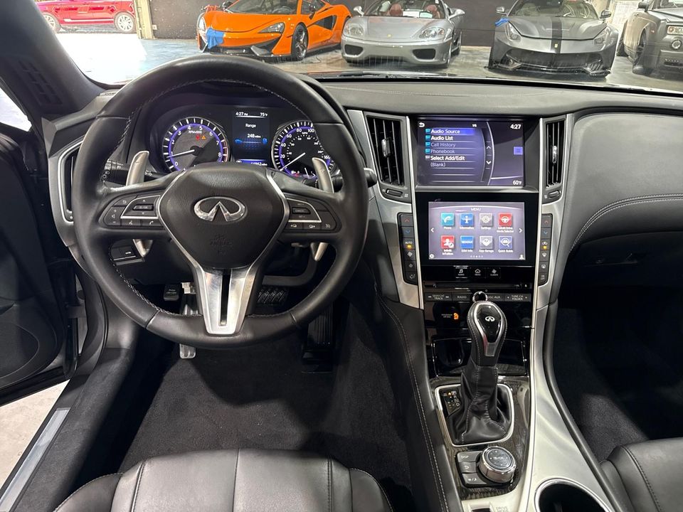 2017 INFINITI Q60