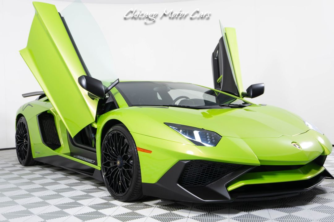 2016 Lamborghini Aventador SV