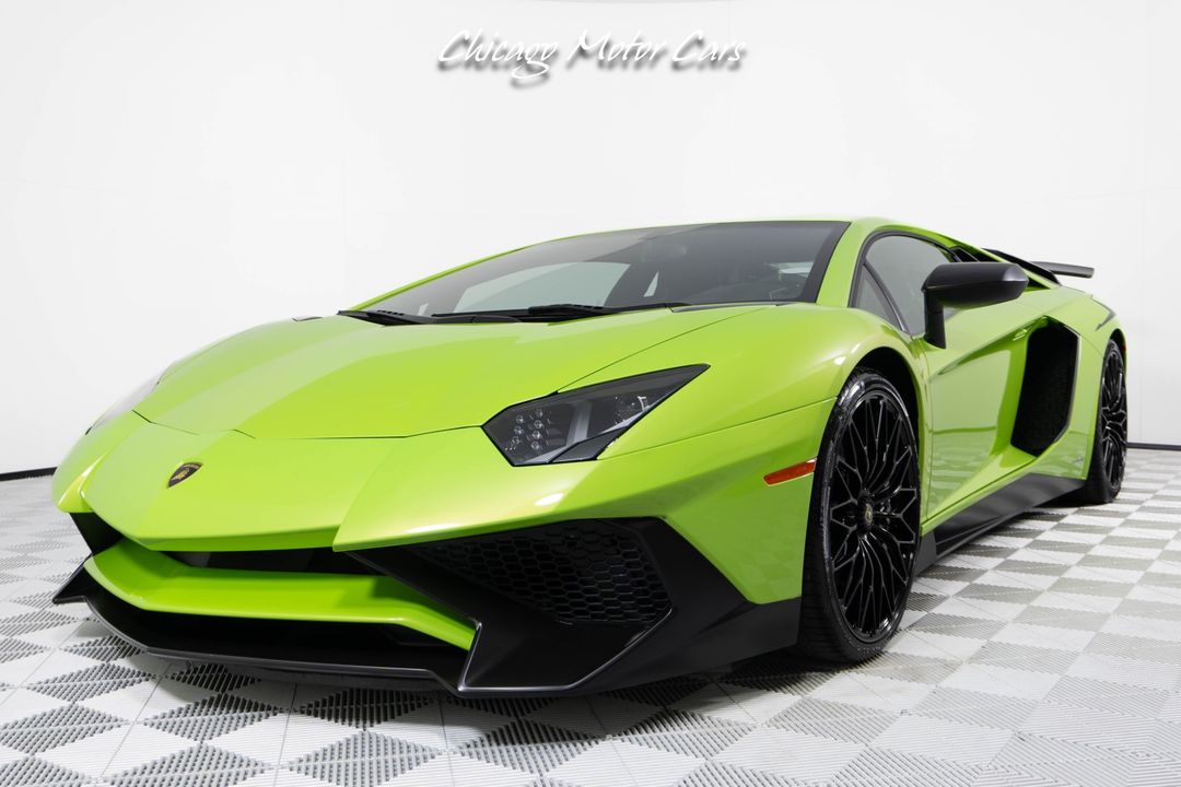 2016 Lamborghini Aventador SV