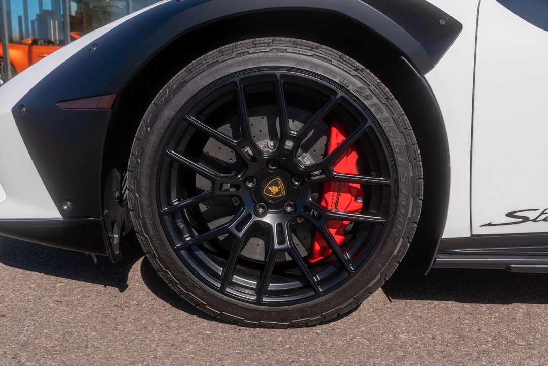 2024 Lamborghini Huracan Sterrato