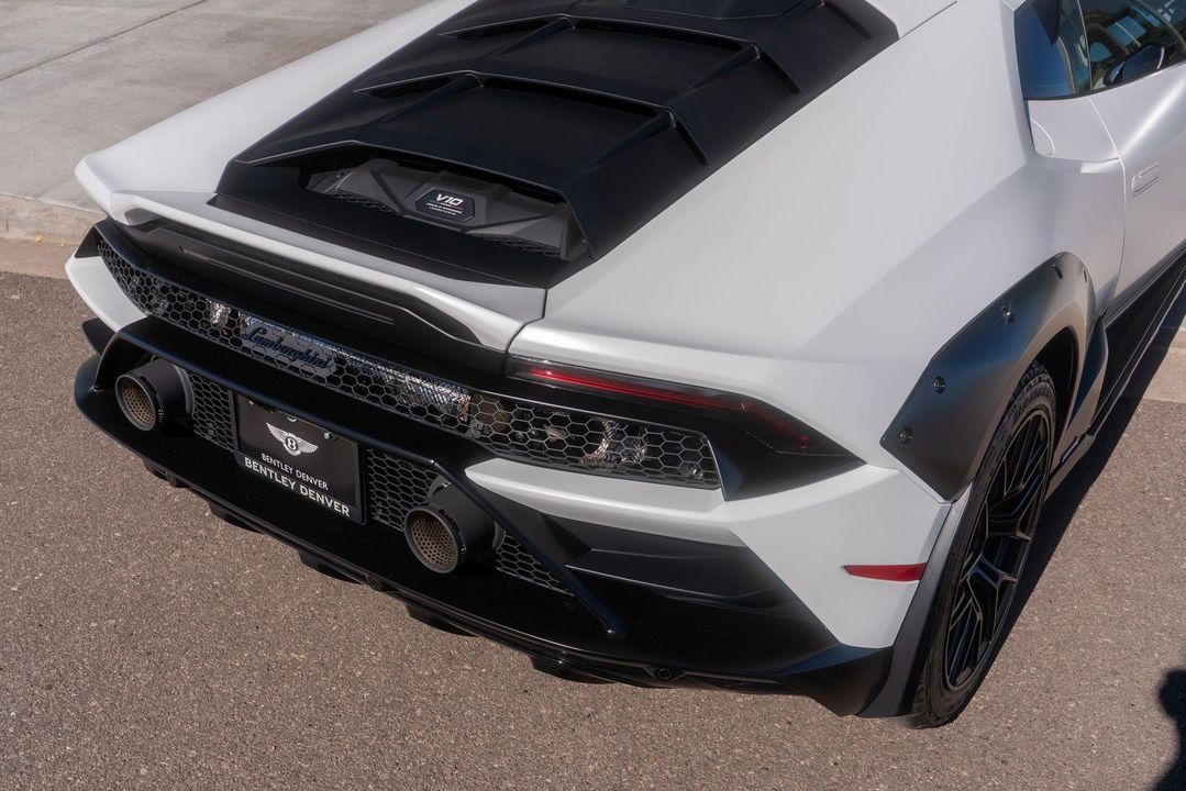 2024 Lamborghini Huracan Sterrato