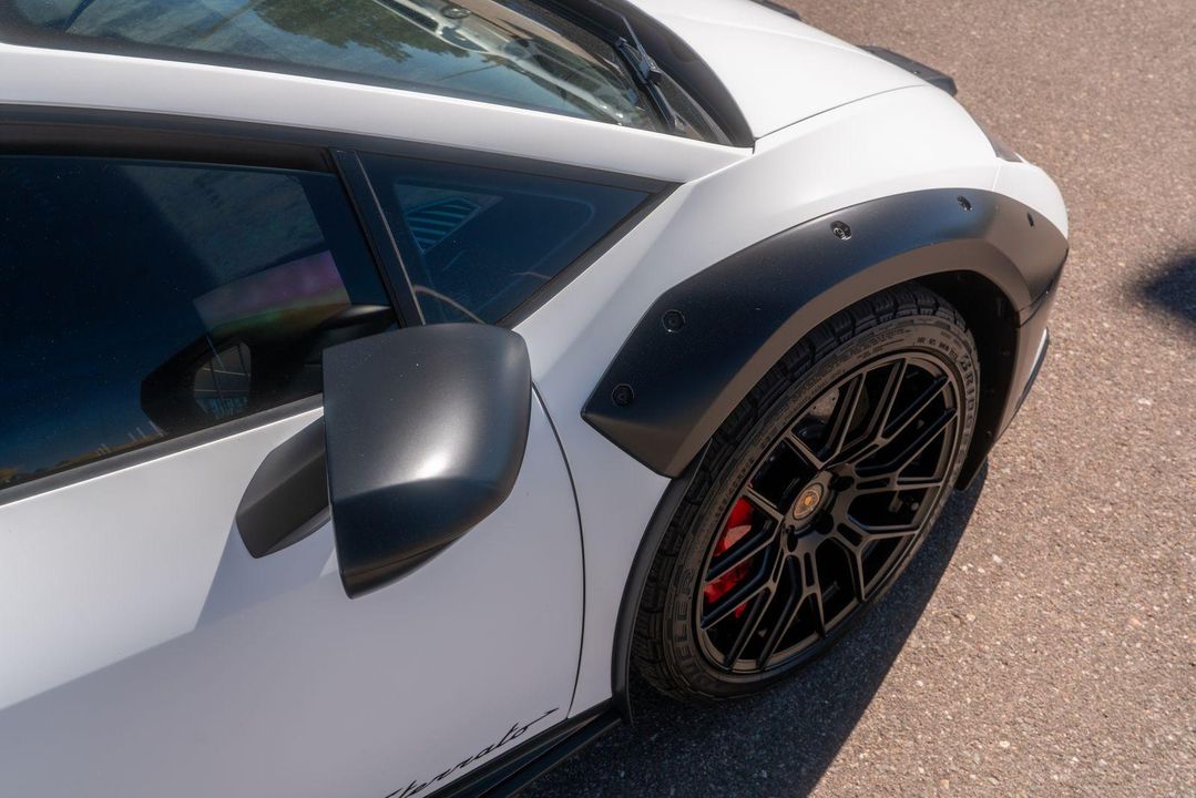 2024 Lamborghini Huracan Sterrato