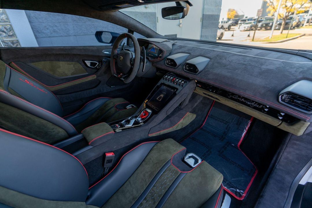 2024 Lamborghini Huracan Sterrato