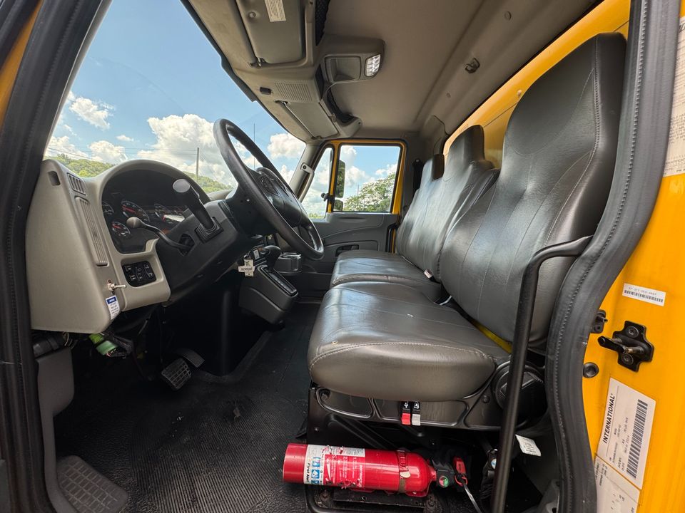 2019 International DURASTAR 4300