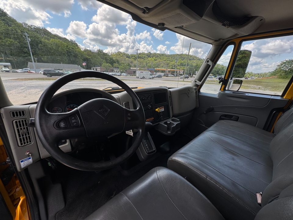 2019 International DURASTAR 4300