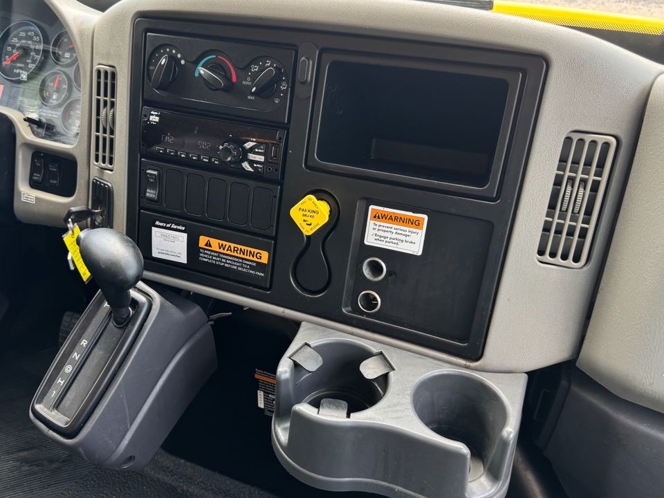 2019 International DURASTAR 4300