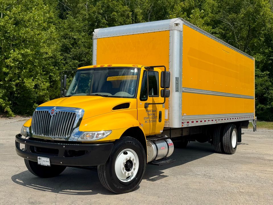 2019 International DURASTAR 4300