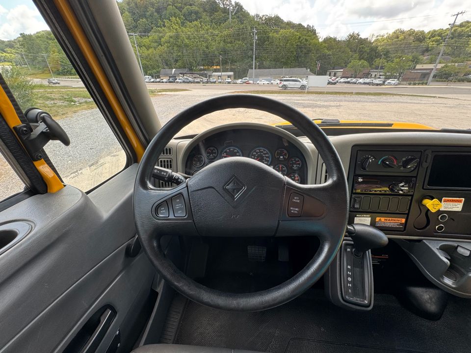 2019 International DURASTAR 4300