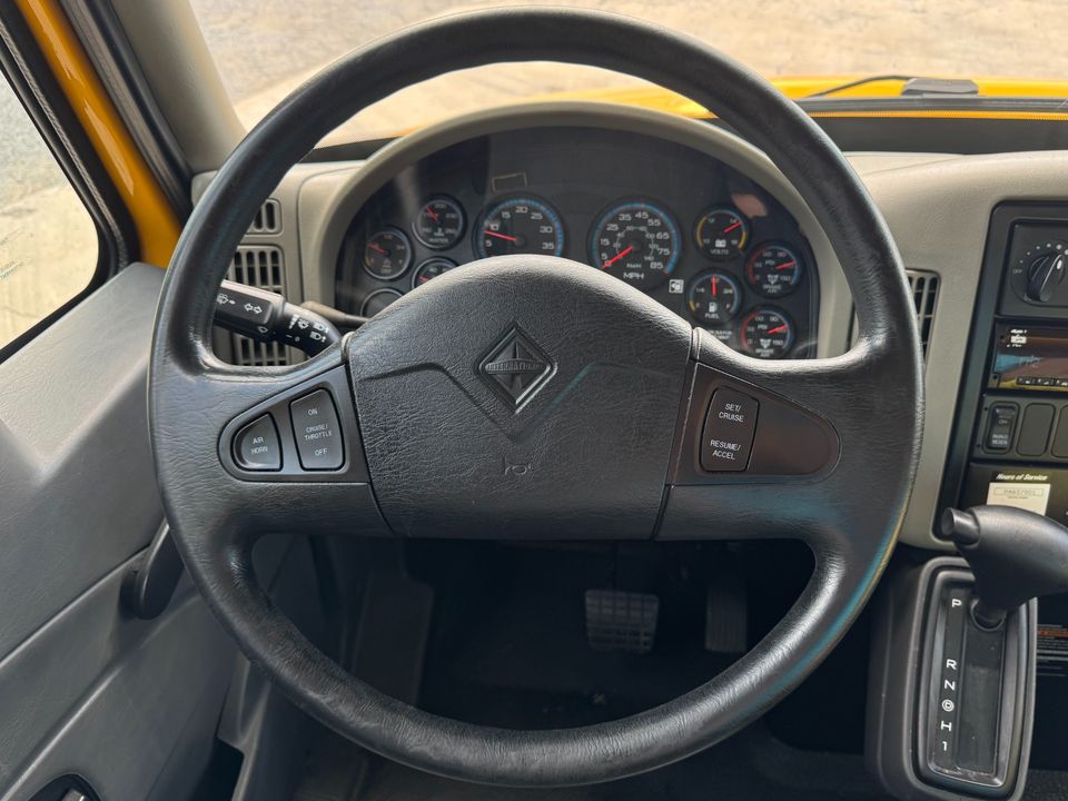 2019 International DURASTAR 4300