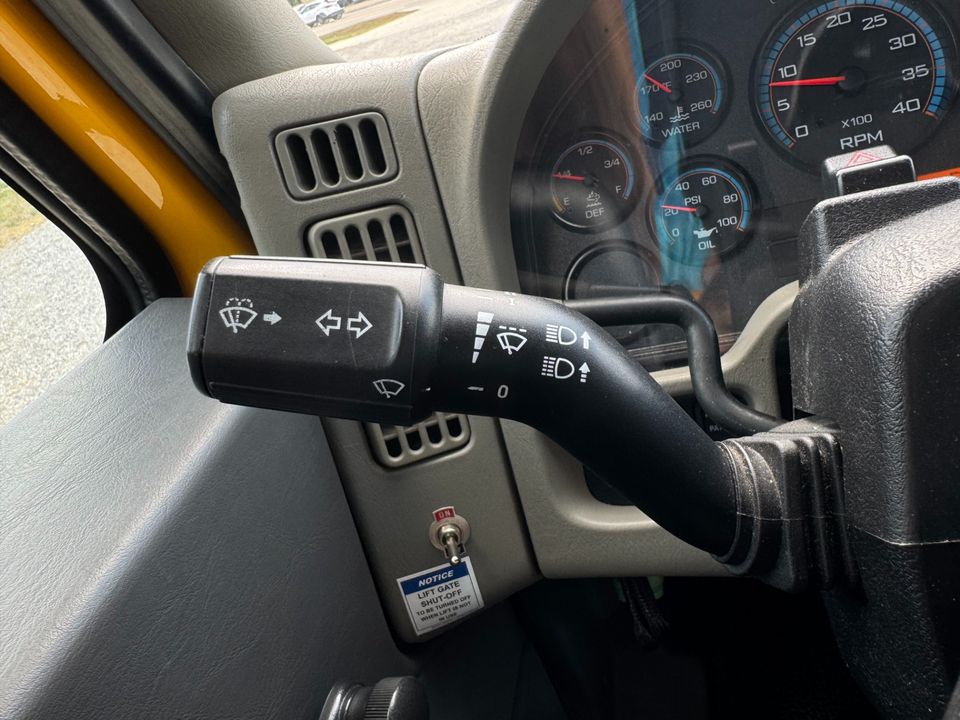 2019 International DURASTAR 4300