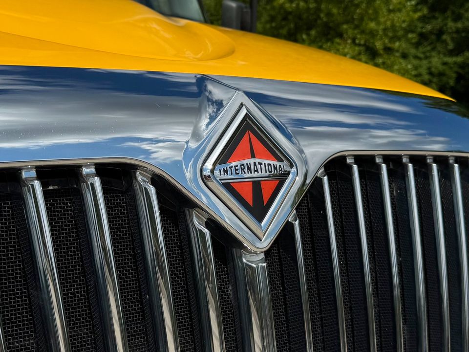 2019 International DURASTAR 4300
