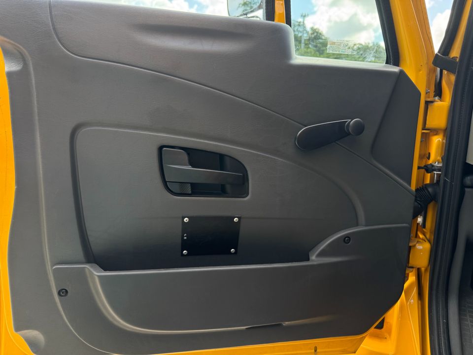 2019 International DURASTAR 4300