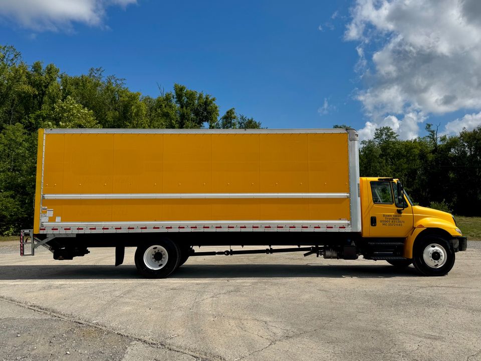 2019 International DURASTAR 4300