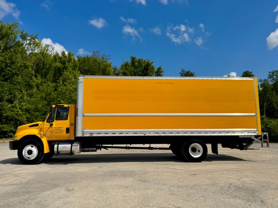 2019 International DURASTAR 4300