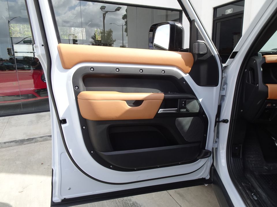 2023 Land Rover Defender