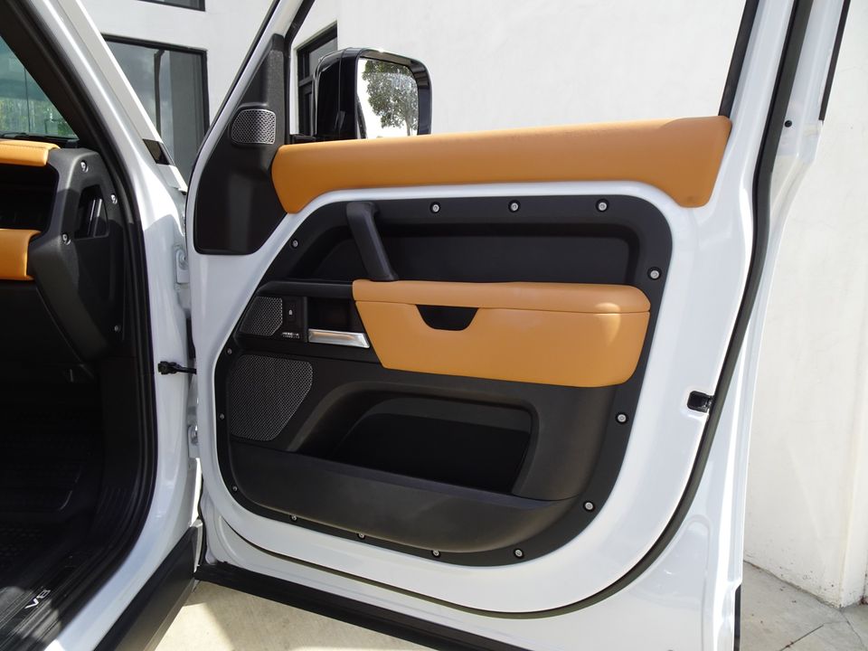 2023 Land Rover Defender