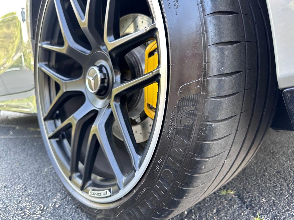 2023 Mercedes-Benz AMG GT