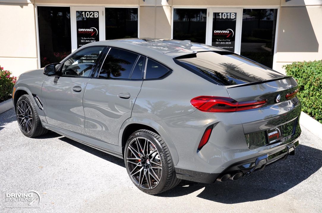2023 BMW X6 M
