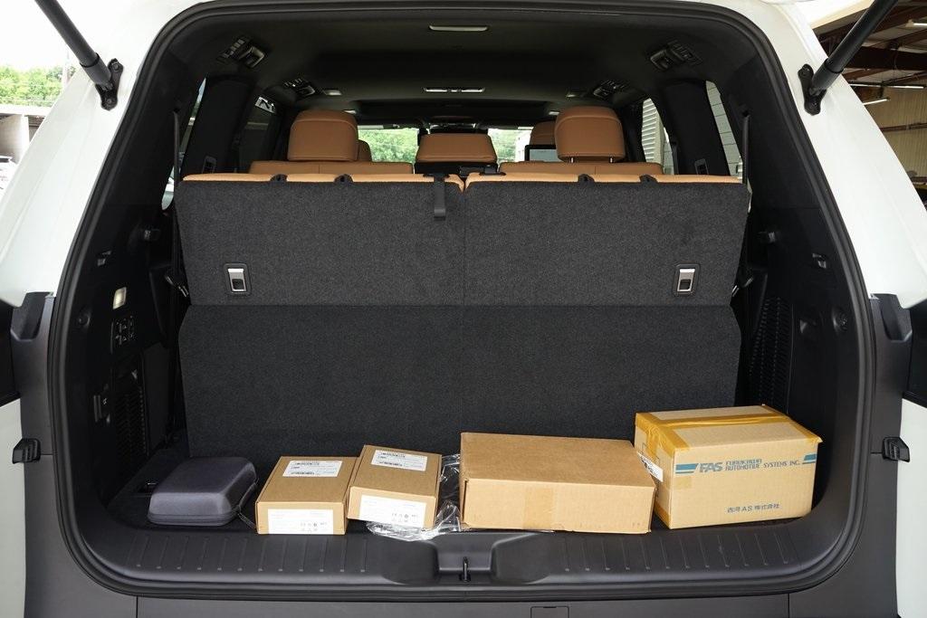 2025 Lexus LX 600