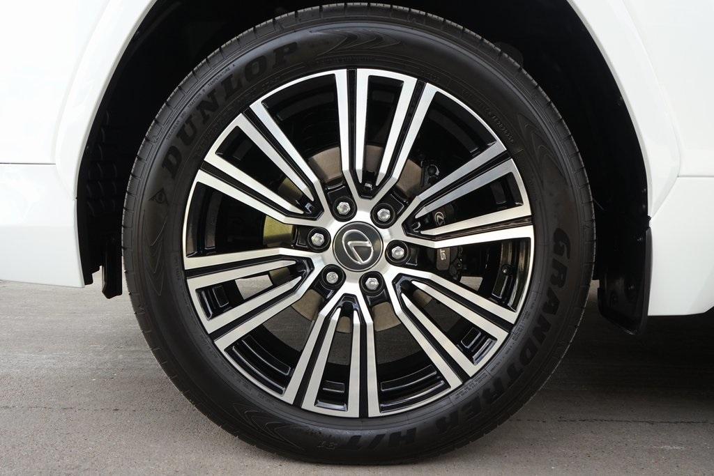 2025 Lexus LX 600