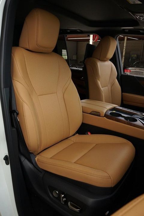 2025 Lexus LX 600