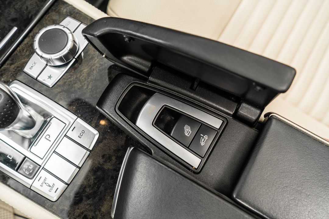 2013 Mercedes-Benz SL 550