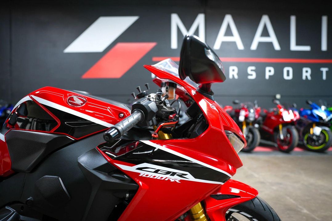 2017 Honda CBR1000RRH