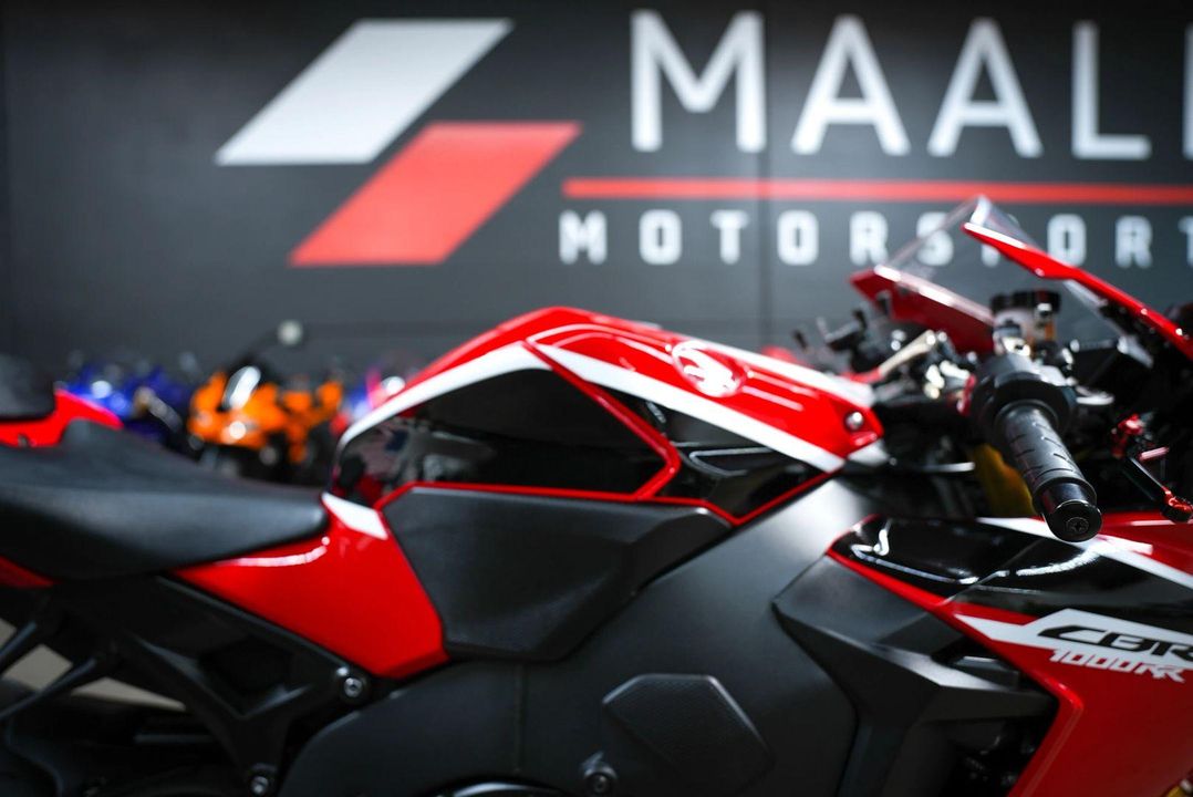 2017 Honda CBR1000RRH