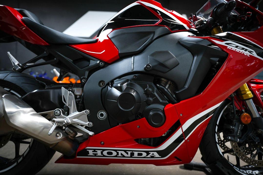 2017 Honda CBR1000RRH