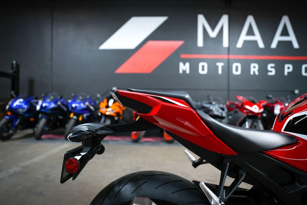 2017 Honda CBR1000RRH