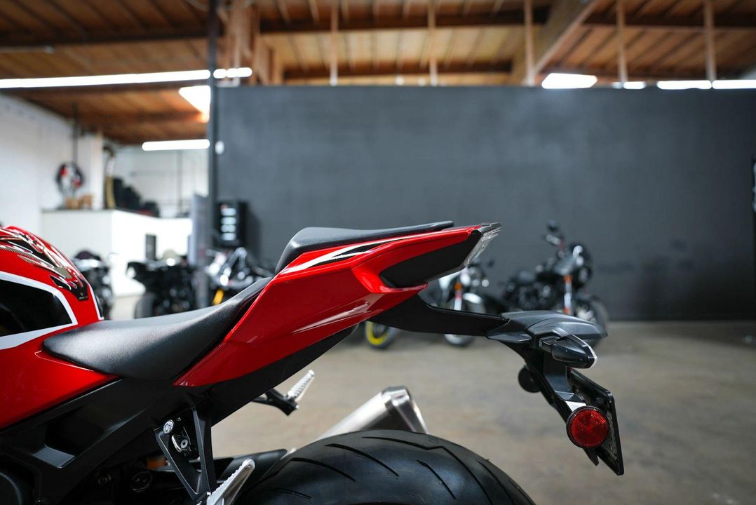 2017 Honda CBR1000RRH