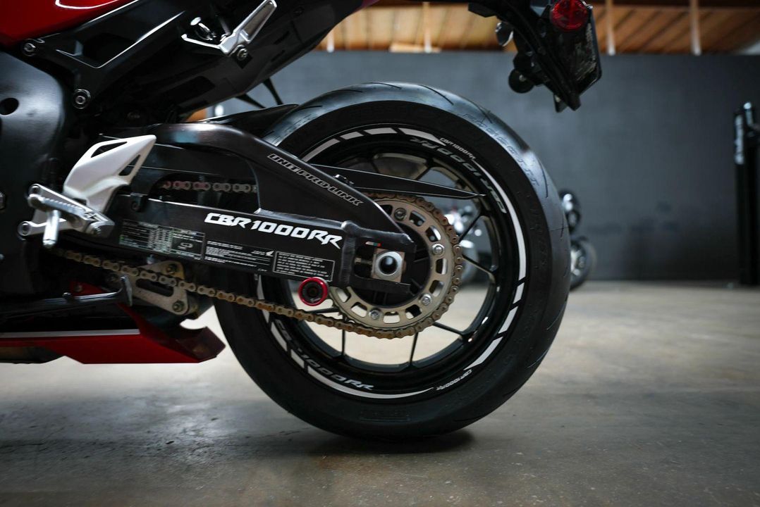 2017 Honda CBR1000RRH