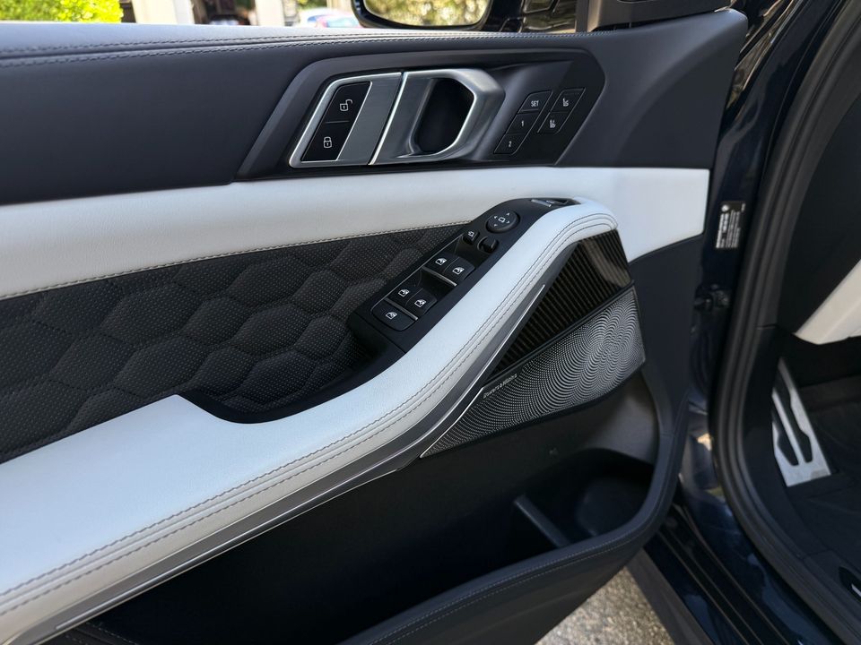 2023 BMW X5 M