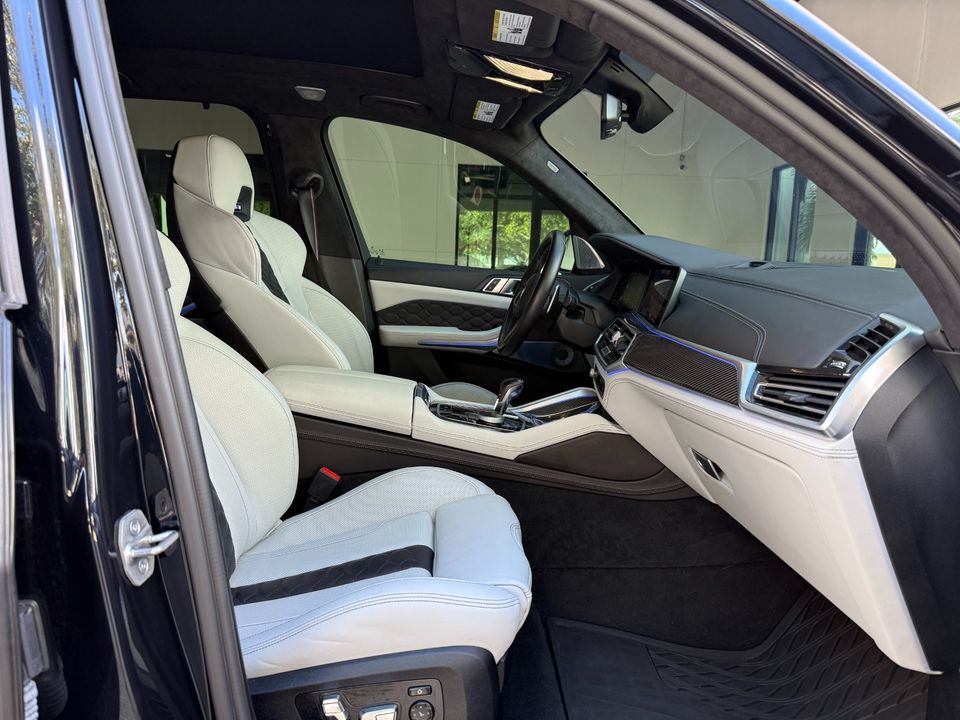 2023 BMW X5 M
