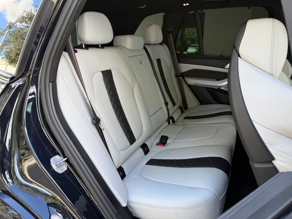 2023 BMW X5 M