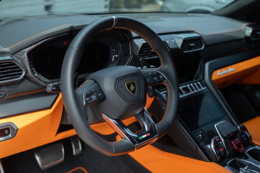 2022 Lamborghini Urus