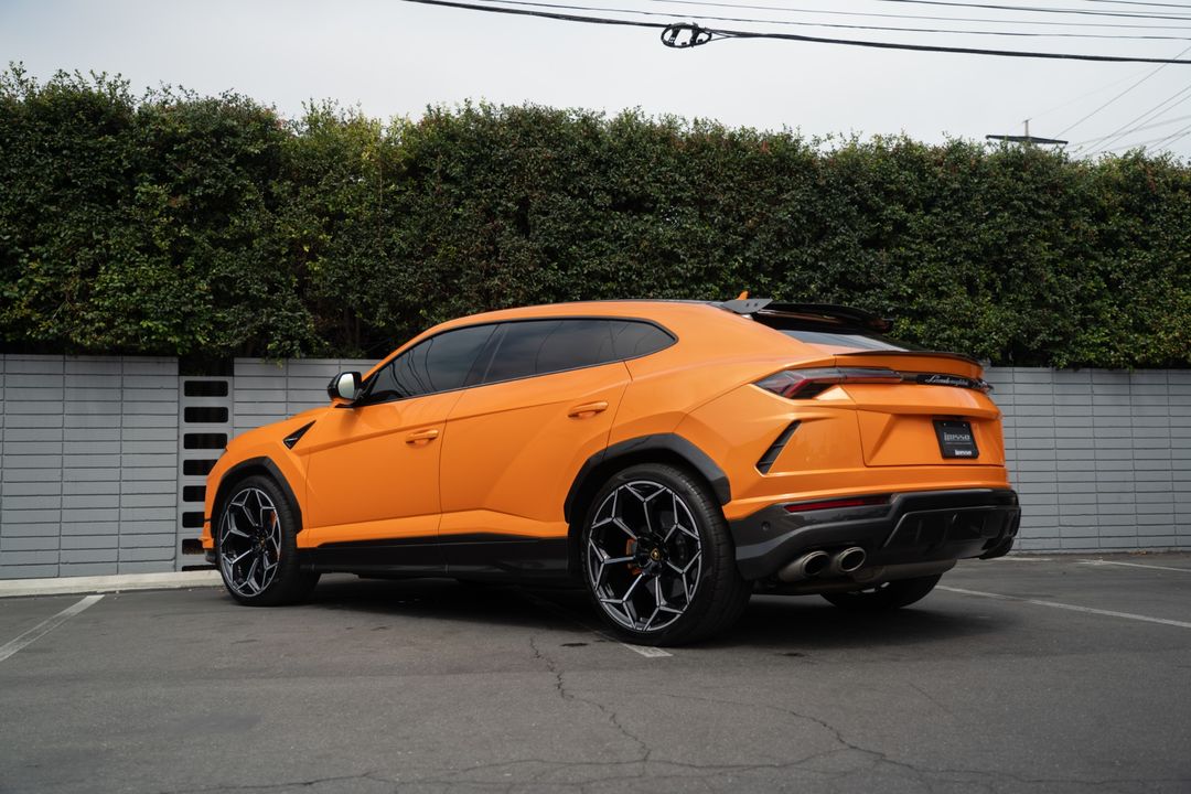 2022 Lamborghini Urus