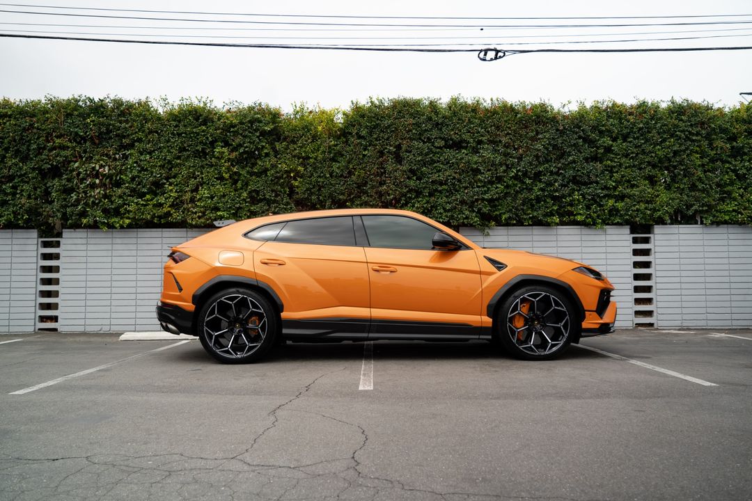 2022 Lamborghini Urus