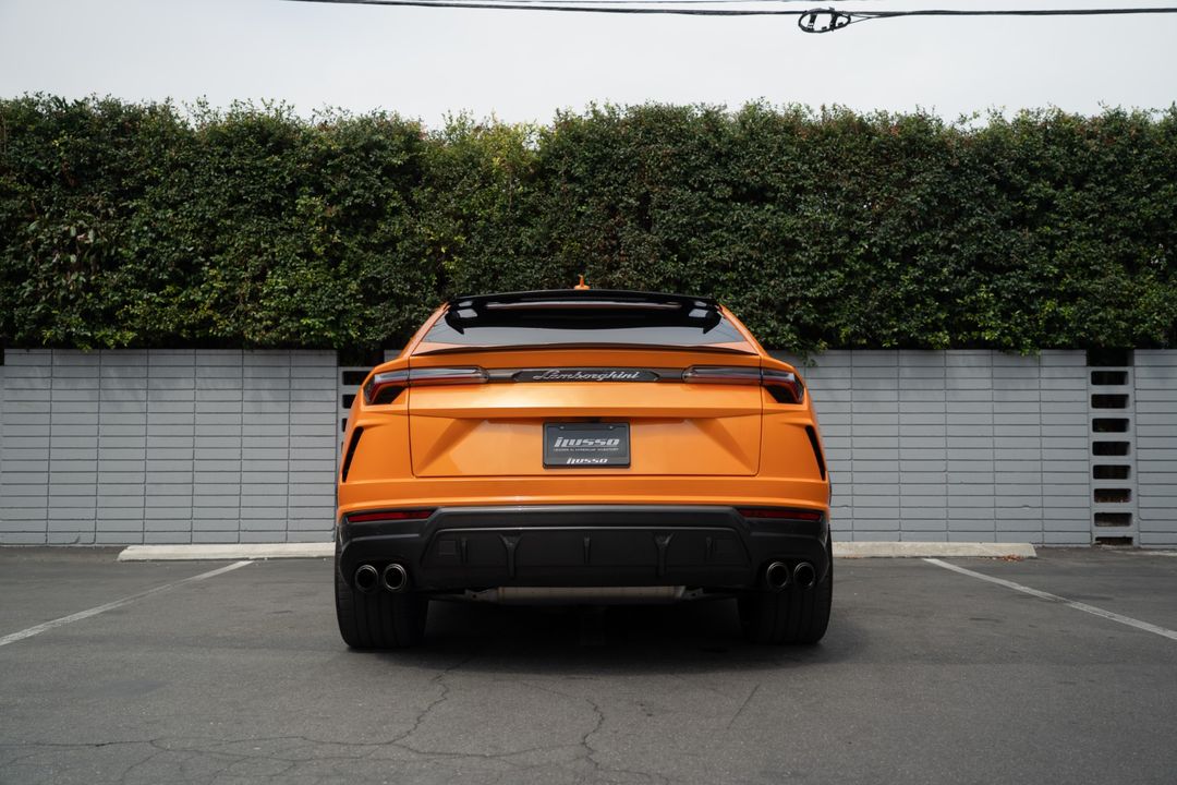 2022 Lamborghini Urus