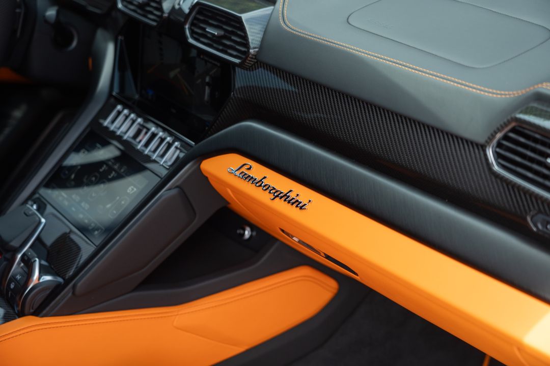 2022 Lamborghini Urus